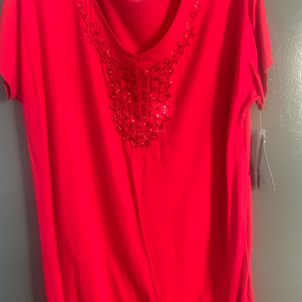Short sleeve v-neck